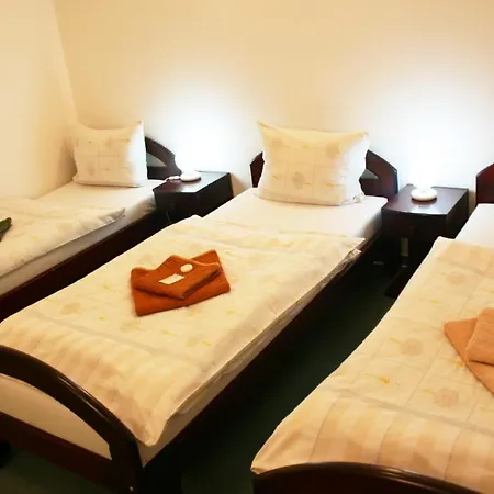 Lux Bed & Breakfast